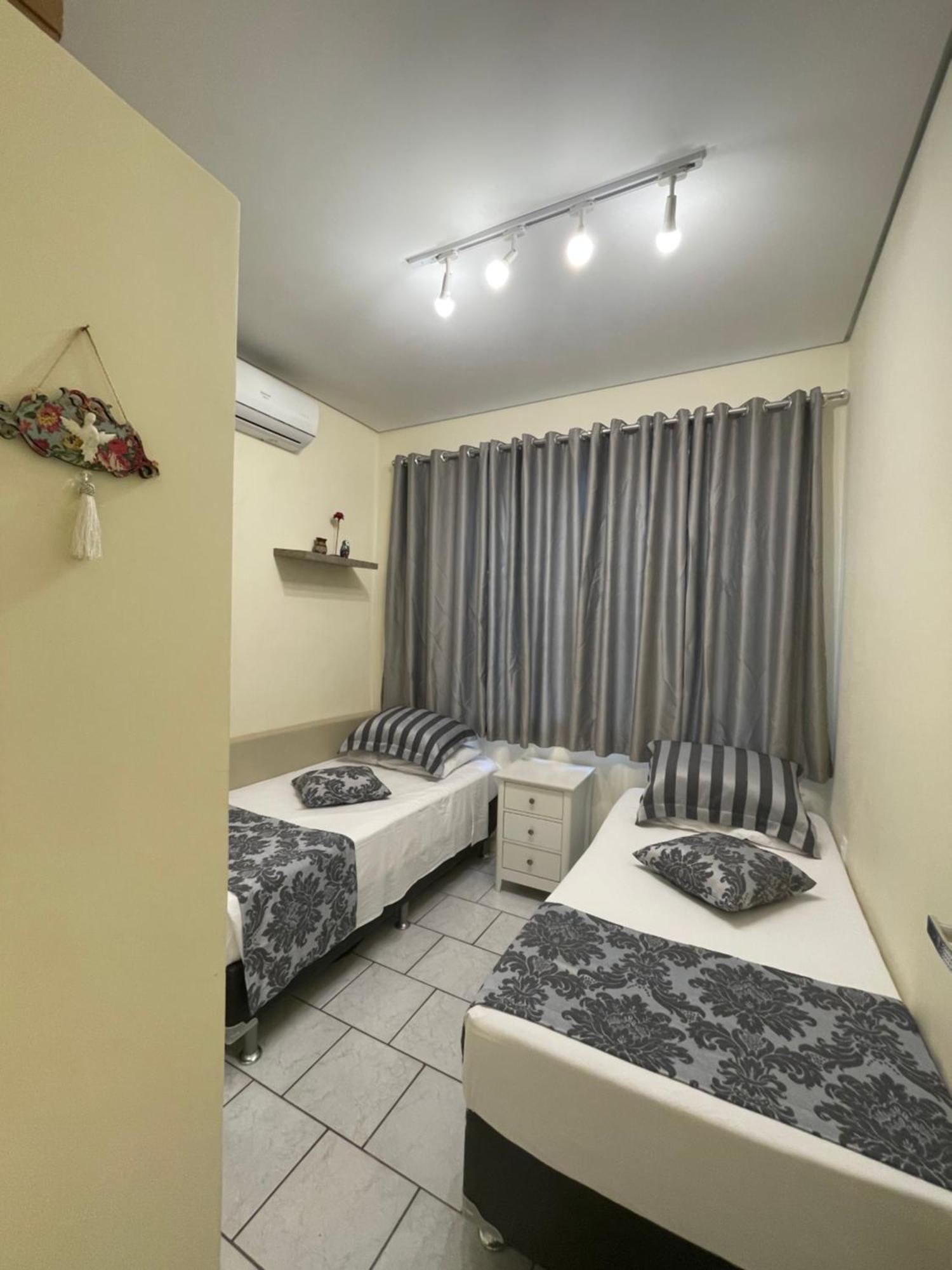 Charmoso Apto De 2 Quartos A 100M Do Mar, Super Central Apartment Balneario Camboriu Exterior photo